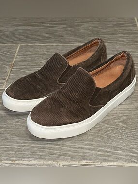 M. Gemi Cerchio Brown Corduroy Suede Slip On Sneakers Women’s 39 Casual Comfort